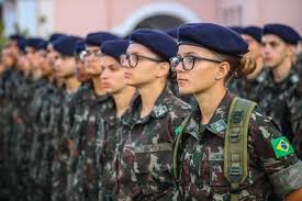 Alistamento militar feminino voluntário: veja como concorrer a uma das 1.465 vagas