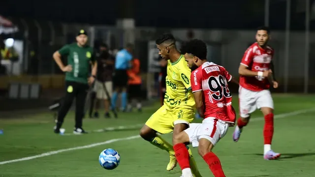 Mirassol vence o confronto direto com o CRB