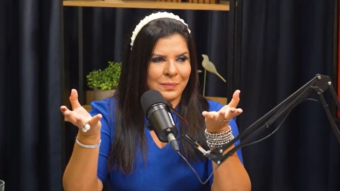 ‘Ele é tão bem resolvido com isso’, diz Mara Maravilha sobre sexualidade do marido