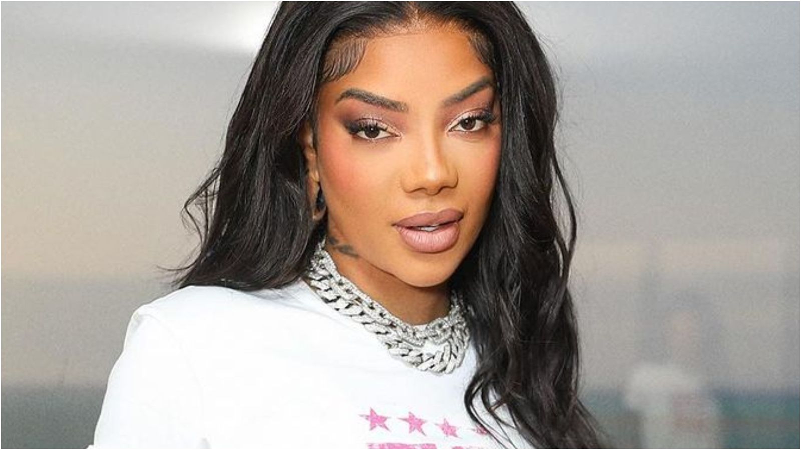 Entregador detona Ludmilla e expõe suposta atitude arrogante da cantora: ‘Idiota’