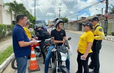 DMTT realiza Pit Stop educativo para motociclistas
