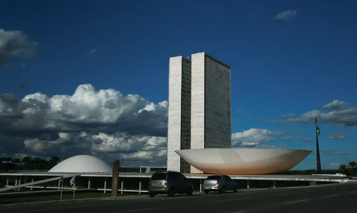 Congresso antecipa votação do orçamento 2025
