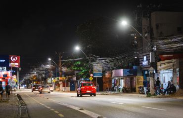 Grandes avenidas da parte alta de Maceió já estão 100% iluminadas