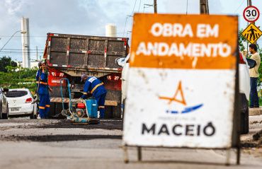 Operação Tapa Buraco leva serviços para mais de 100 ruas no mês de setembro