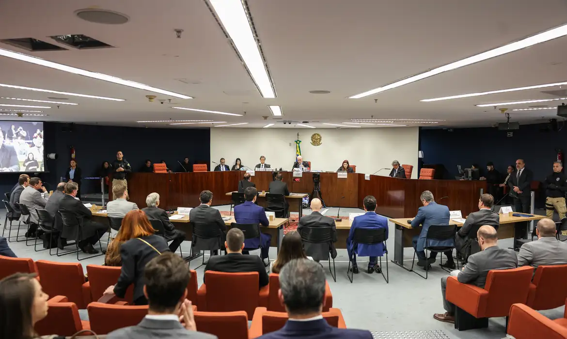 STF inicia 2º dia de interrogatórios do núcleo 1 da trama golpista