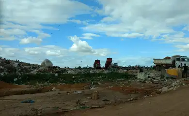 Mais de 41% dos resíduos urbanos tiveram destinação inadequada em 2023