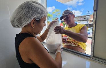 Restaurante Popular do Vergel do Lago garante alimentação de qualidade para moradores do bairro