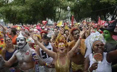 Carnaval vai ter onda de calor e chuva; veja previsão do tempo