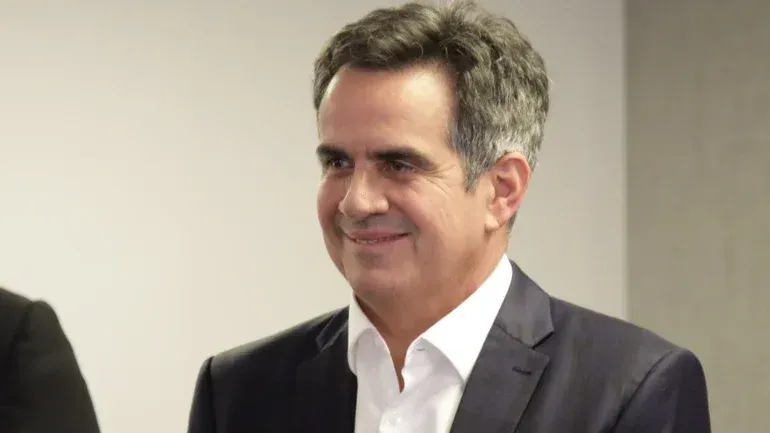 Ciro Nogueira diz que Janja ‘passou dos limites’ e que Lula é ‘presidente mandado’