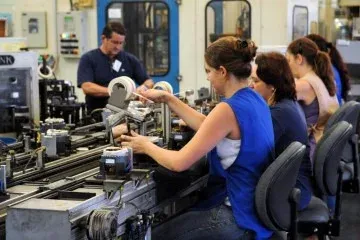 Programa Jovem Aprendiz bate recorde com mais de 600 mil contratados no país