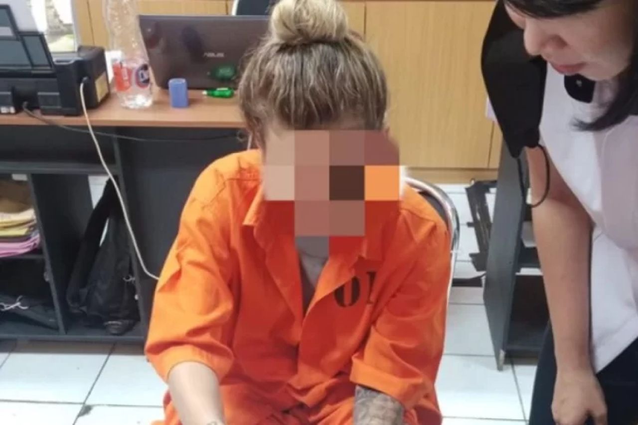 Brasileira presa na Indonésia com cocaína se livra da pena de morte