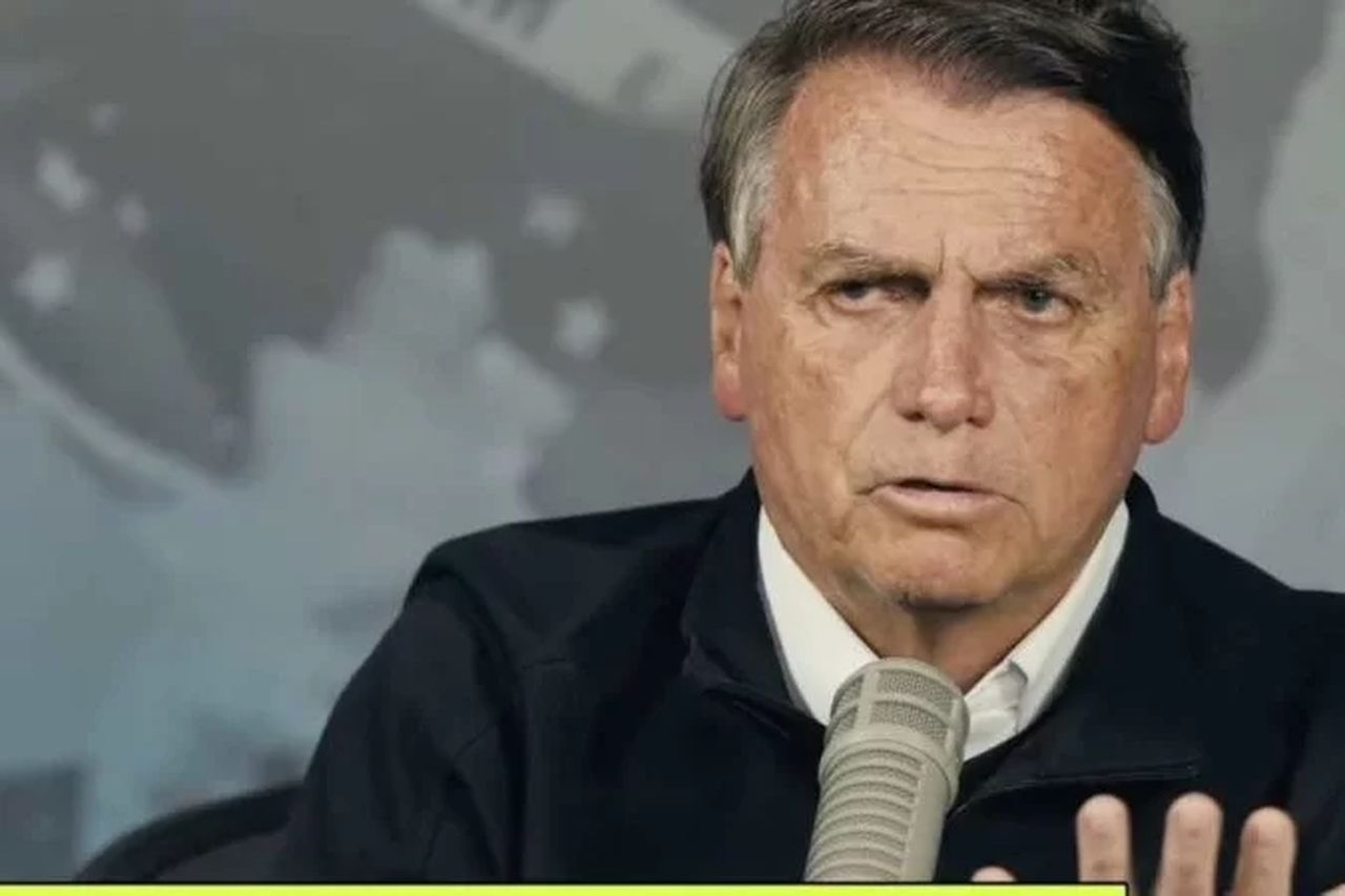 Bolsonaro em caso de derrota: "Vou passar a faixa e me recolher"