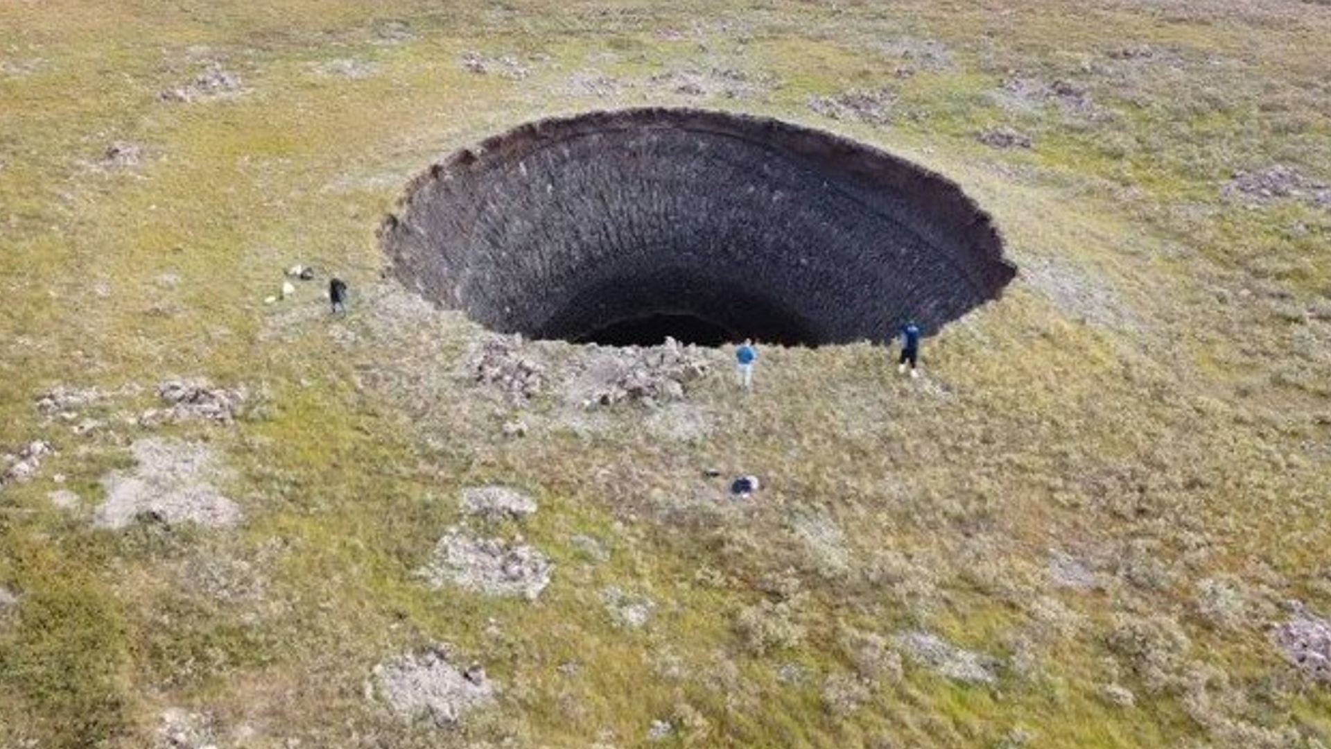 ‘Portas do inferno’: pesquisadores apontam motivo do surgimento de misteriosas crateras na Sibéria