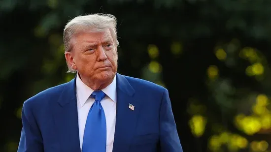 Trump reacende guerra comercial com tarifas de ao menos 25% para 14 países