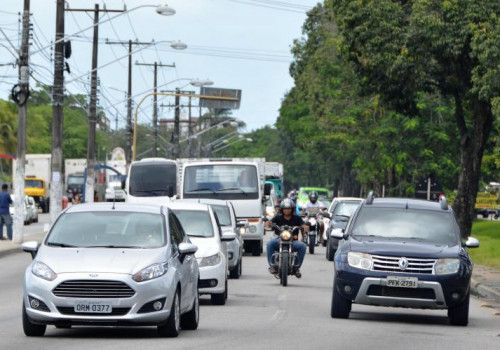 Condutores e pedestres têm obrigações necessárias para evitar acidentes nas vias públicas