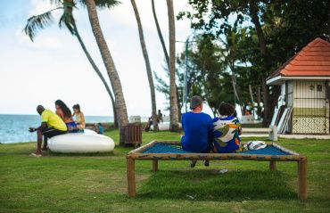 Áreas de convivência na orla encantam e atraem maceioenses e turistas