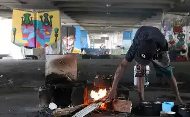 Uma em cada quatro pessoas em situação de rua vive na cidade de SP