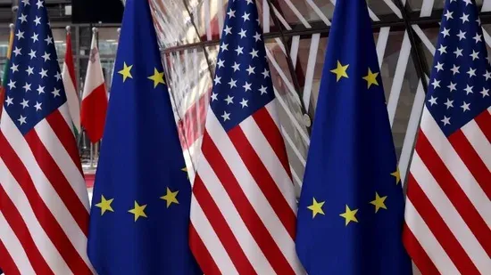 União Europeia: tarifa de 30% “praticamente impediu” comércio com EUA