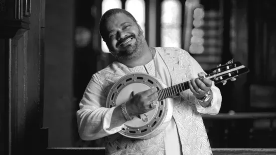 Famosos e escolas de samba lamentam morte de Arlindo Cruz