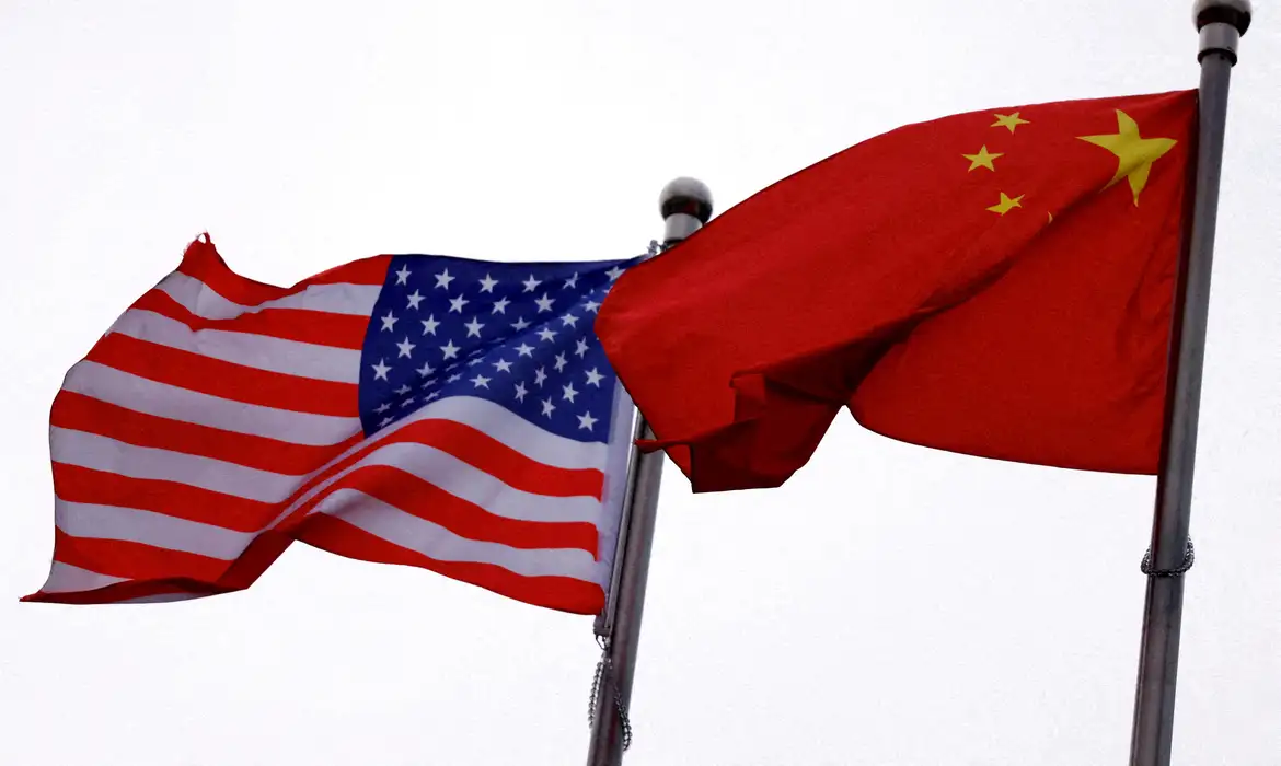 EUA e China chegam a acordo de redução e pausa de 90 dias em tarifas