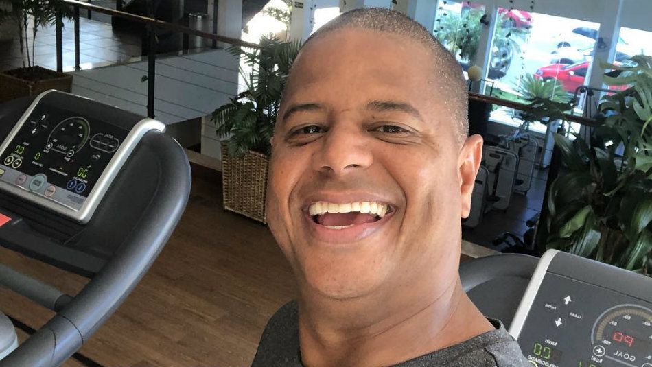 Marcelinho Carioca diz ter sido obrigado a mentir sobre caso com mulher casada