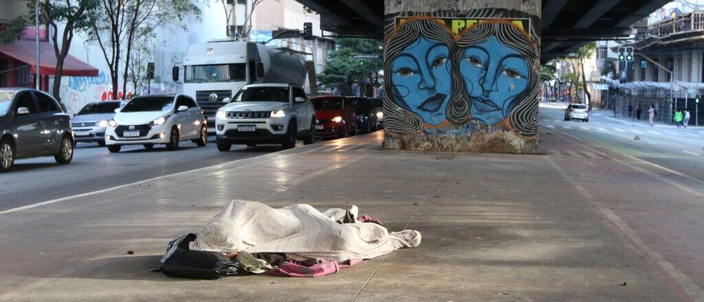 Lula sanciona lei que institui política de trabalho e cidadania para população de rua