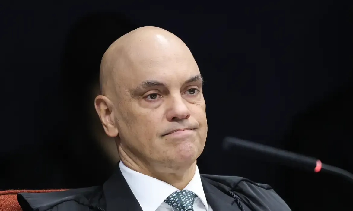 ‘Covardia não é caminho para pacificação’, diz Moraes em julgamento de Bolsonaro