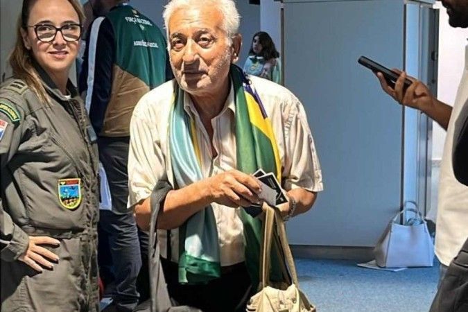 Com 218 pessoas e 5 pets, 3º grupo de repatriados já está a caminho do Brasil