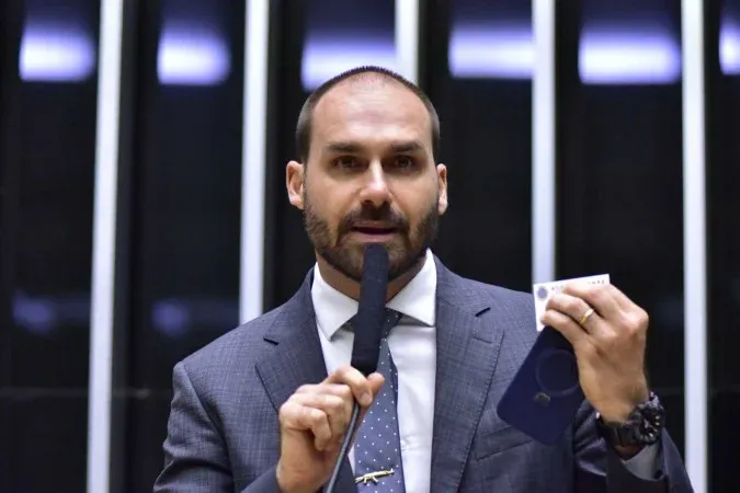 PF não consegue localizar Eduardo Bolsonaro nos EUA para intimação