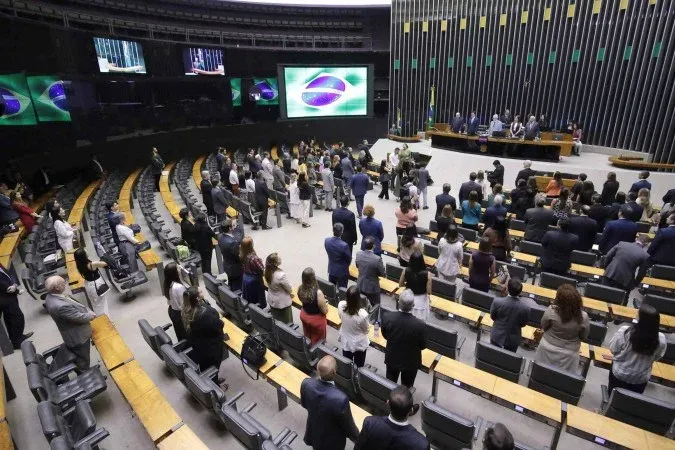 Congresso aprova isenção da conta de luz para famílias de baixa renda