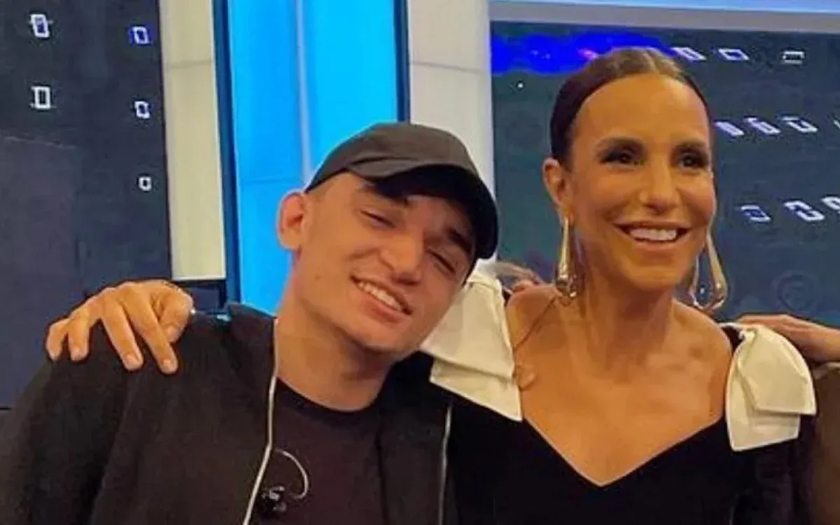 João Gomes conta que parou de beber após conselho de Ivete Sangalo: 'Certa'