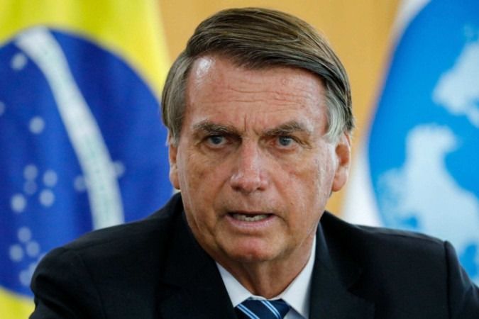 Bolsonaro retoma campanha contra o sistema eleitoral e ataca o TSE em live