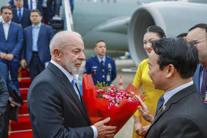 Após visita ao Japão, Lula chega ao Vietnã para ampliar parcerias comerciais
