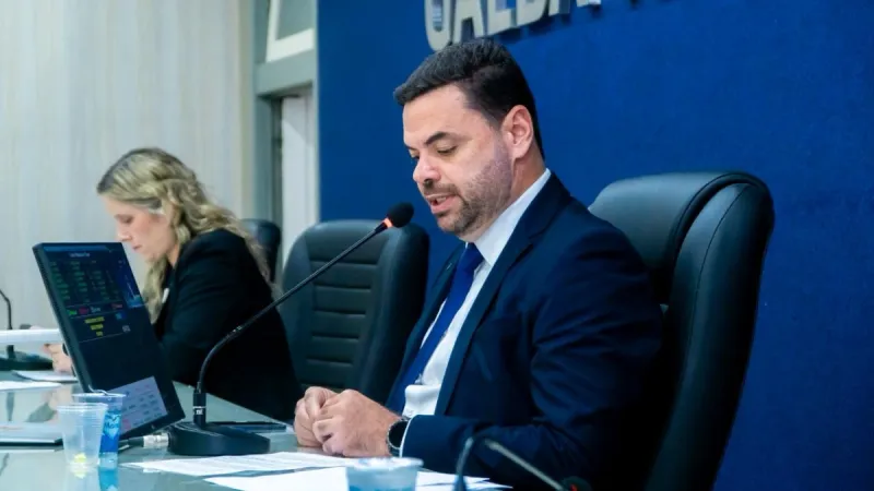 Presidente Chico Filho determina recadastro geral de servidores efetivos e comissionados na Câmara Municipal