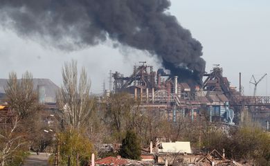 Ucrânia diz que combate na usina siderúrgica de Mariupol acabou