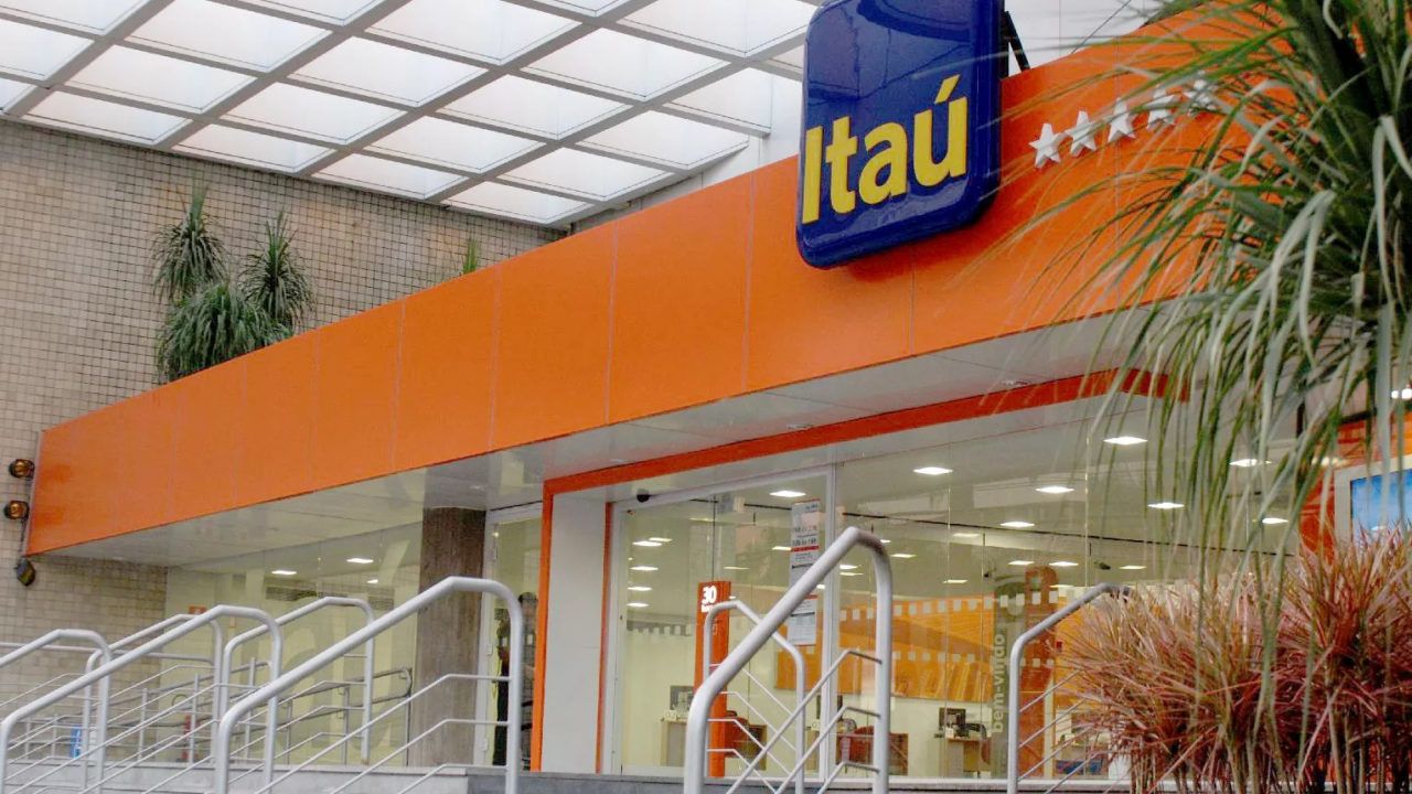 Banco Itaú está com 260 vagas abertas; veja como se candidatar