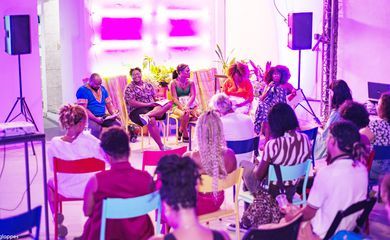 LGBTQIA+ negros relatam agressões recorrentes na internet