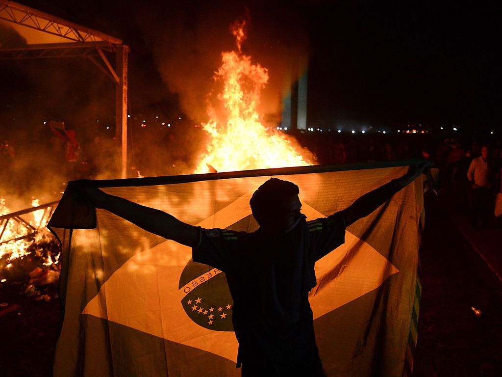 ‘2013 marcou o fim da Nova República’