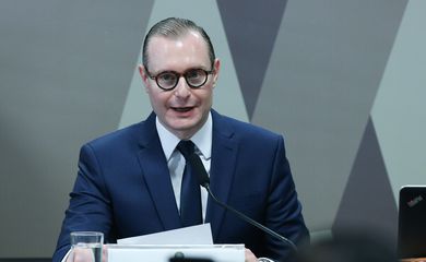 Supremo inicia cerimônia de posse de Cristiano Zanin