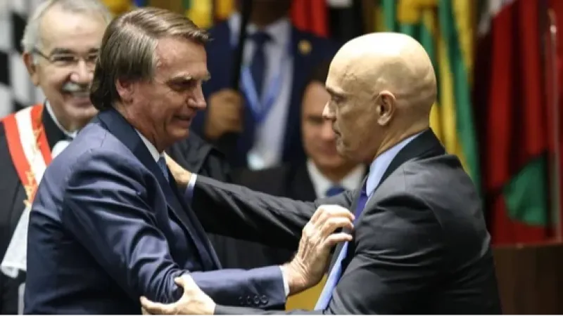 Bolsonaro: especialistas defendem domiciliar, mas pregam cautela por risco de fuga