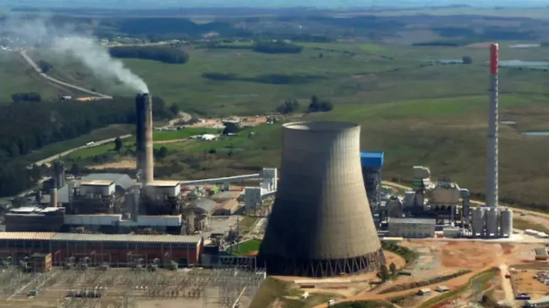 Estudo global vê contradição em política para carvão mineral no Brasil