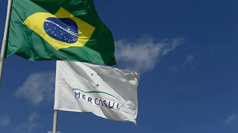 O que muda com o acordo comercial UE-Mercosul e por que ele é controverso?