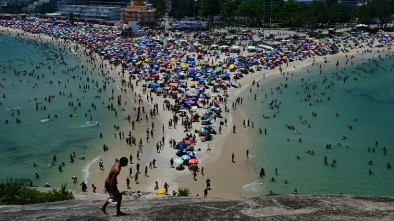 Turismo internacional bate recorde em 2025, e Brasil lidera crescimento