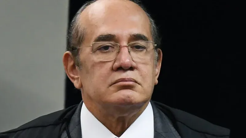 Gilmar decide que só PGR pode pedir impeachment de ministros do STF