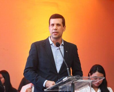 Hugo Wanderley destaca poder de capacitação da AMA durante abertura do Congresso dos Municípios 