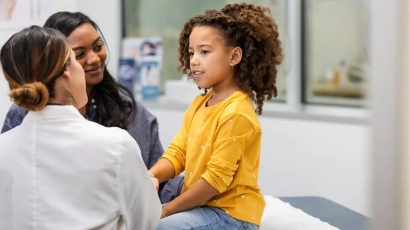 Nova apresentação de tratamento para hepatite C crônica para crianças é incorporada ao SUS