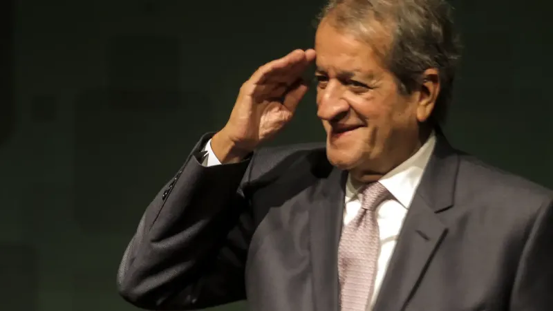 PL, partido de Flávio, reconhece vitória de Lula nas eleições