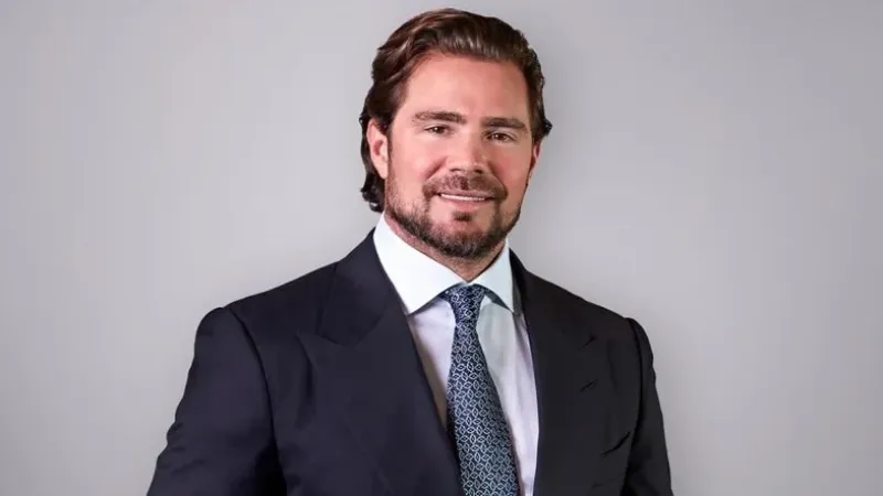 Em conversa com namorada, Vorcaro disse que iria se encontrar com Moraes