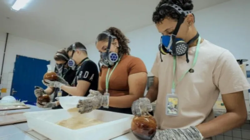 Três escolas estaduais participam da FEBRACE-USP, maior feira de iniciação científica do Brasil