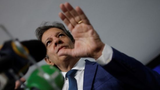 Inflação entre 4% e 5% está ‘relativamente’ dentro da normalidade, diz Haddad